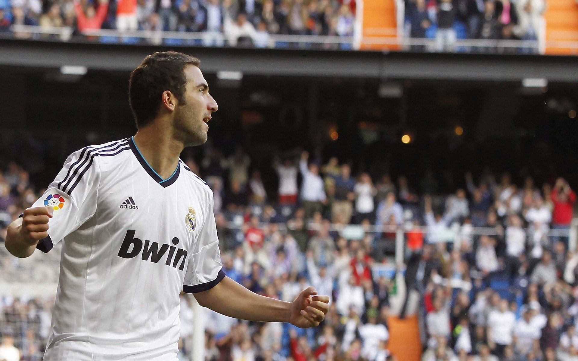 保利斯塔防守强度逐步加强，保利斯丹鞋质量怎么样